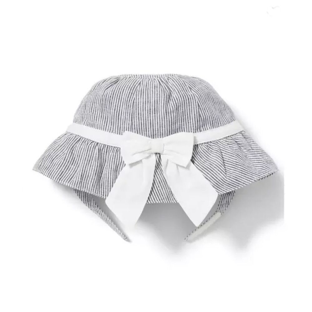 Janie and Jack Linen Stripe Bucket Hat in Soft Gray Stripe Size 6-12 Months